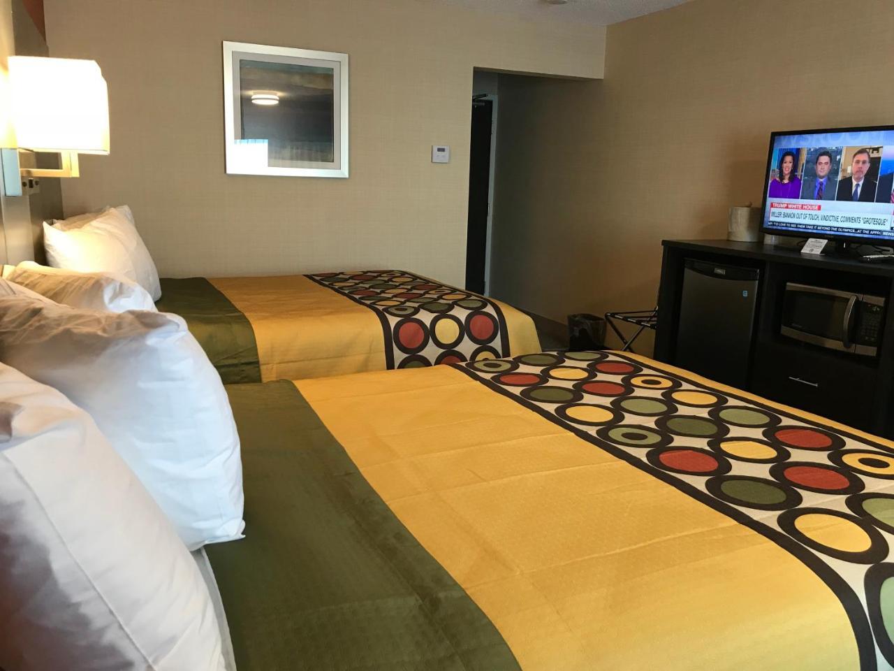 Bay Hill Inns & Suites Neepawa Extérieur photo